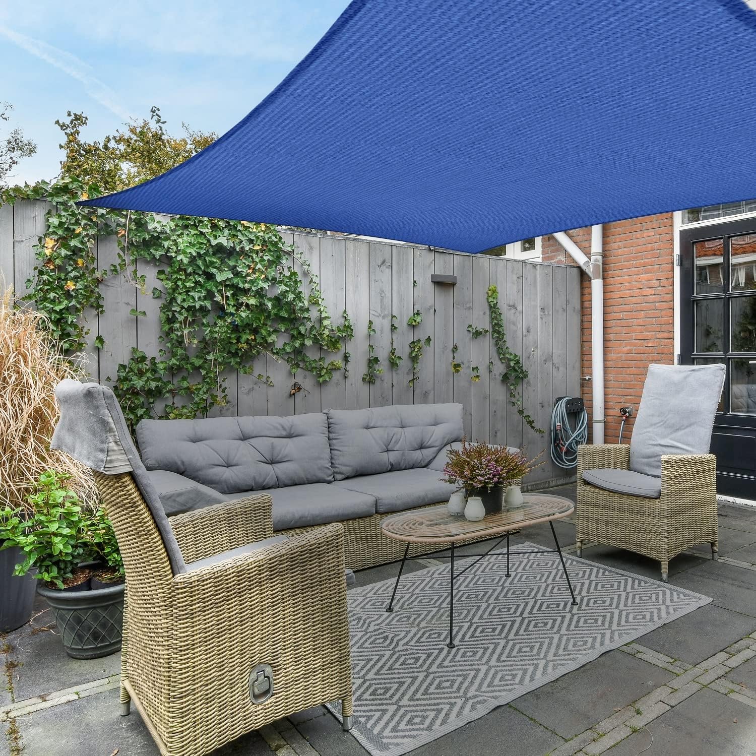 Солнцезащитный тент-парус 3х3  – обзор и цена Outdoor Furniture Hdpe